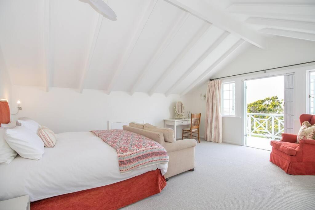 Ferienhaus Enchanting Stone-crafted Kapstadt
