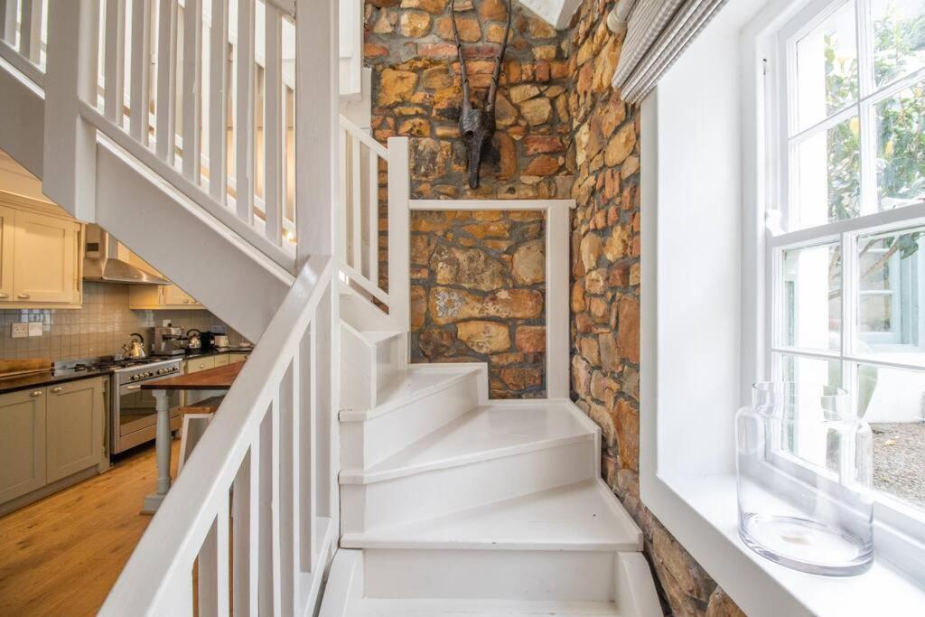 Enchanting Stone-crafted * Kapstadt