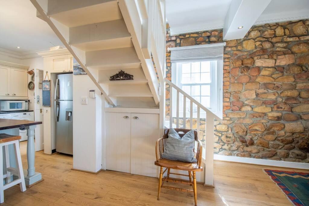 Ferienhaus Enchanting Stone-crafted Kapstadt